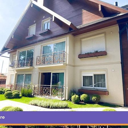 Rosa Edificio Vivere Канела Екстериор снимка